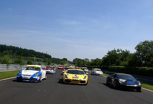 Podium Bleekemolen/Ritskes, zege Van der Lof in ADAC GT Masters